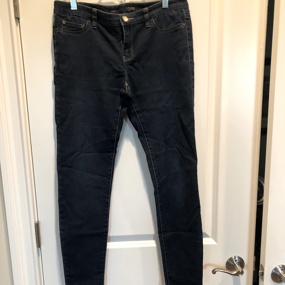 Jeans - Picture 1 of 3